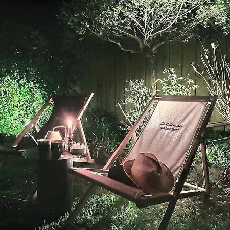L'endroit Valéricain, Jardin, Calme, Centre Сasa de vacaciones *