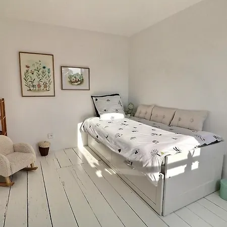 L'endroit Valéricain, Jardin, Calme, Centre Сasa de vacaciones